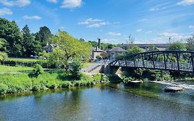 Charming Riverside Apartment With Parking